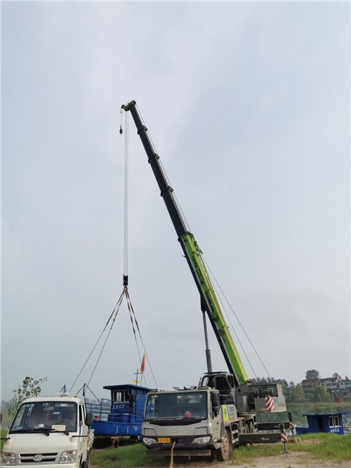 临河区桥梁建设吊装案例